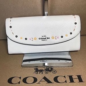 SOLD. DON’T BUY❌❌